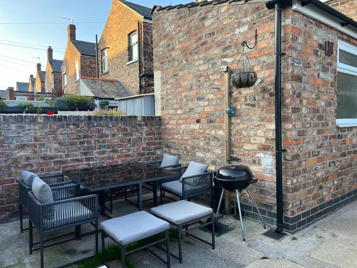 The Poppy Inn York Esterno foto